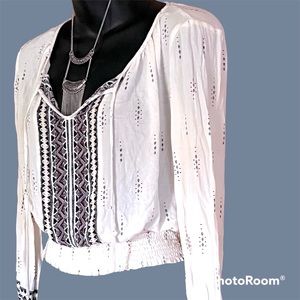 Super cute H&M - Divided - long sleeve “peasant blouse”